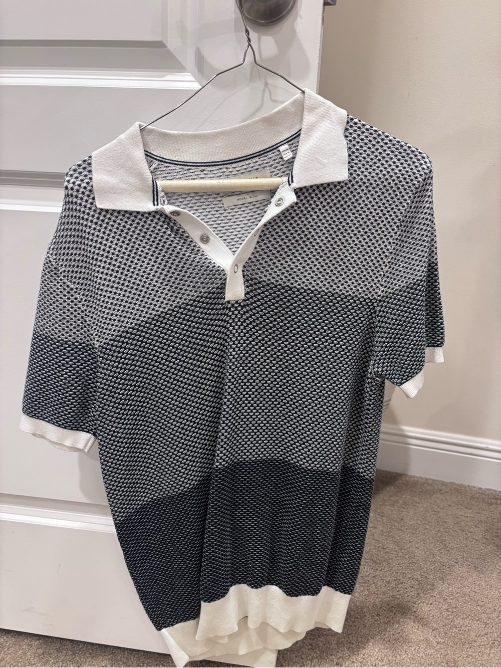 Men's Textured Polo Shirt in Black and White